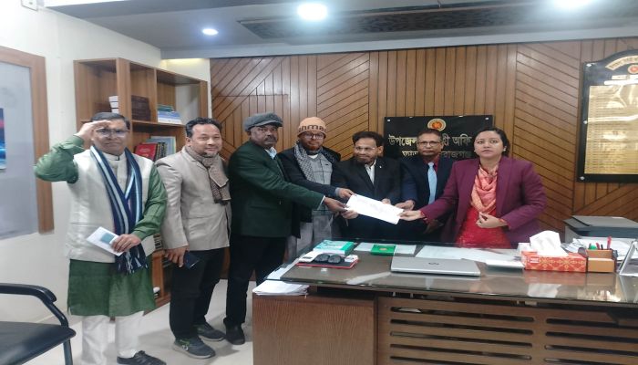 সিরাজগঞ্জ-৩ সংসদীয় আসনে মনোনয়ন পত্র জমা দিলেন ভিপি আয়নুল