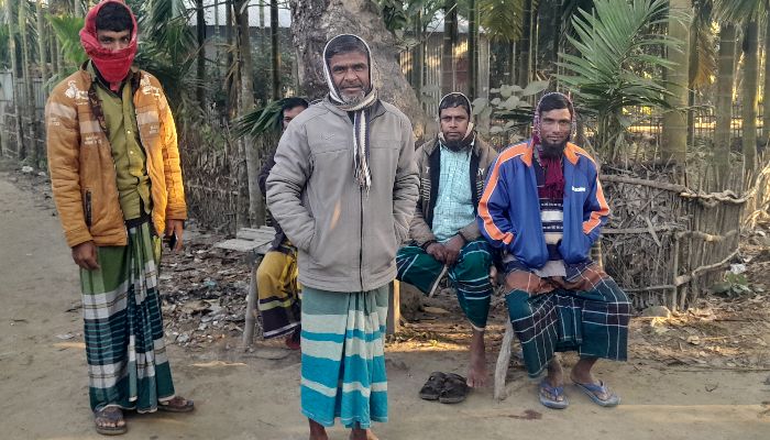 কুড়িগ্রামে সর্বনিম্ন তাপমাত্র ১১ দশমিক  ৪ডিগ্রী  সেলসিয়াস।।বিপাকে পড়েছেন ছিন্নমূল মানুষ 