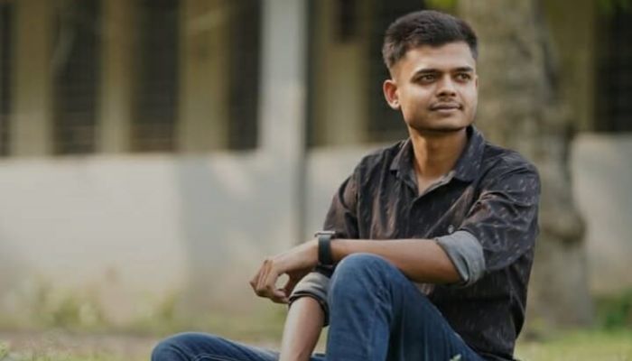 দৌলতপুরে বিষাক্ত অ্যালকোহল পানে কলেজ শিক্ষার্থীর মৃত্যু