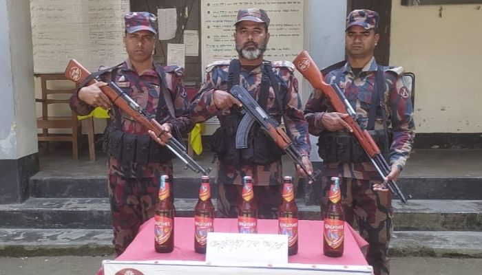 সীমান্তে  বিজিবি’র বিশেষ অভিযান 