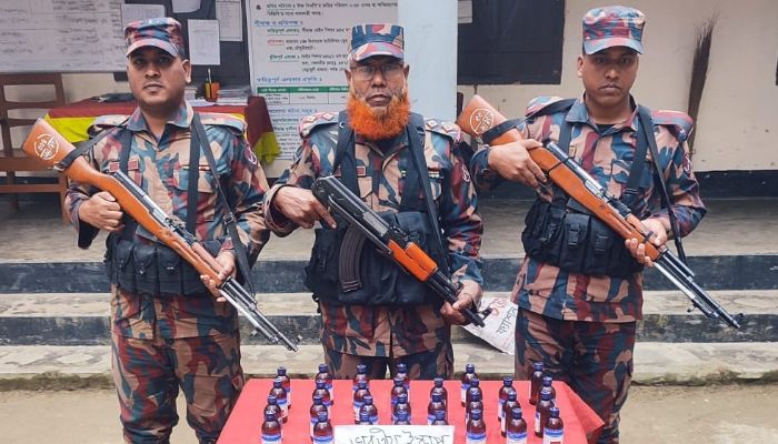 ১৫ বিজিবি’র চলমান গোয়েন্দা তথ্য ভিত্তিক অপারেশন: ভারতীয় জিরা ও কাপড় এবং মাদকদ্রব্য জব্দ