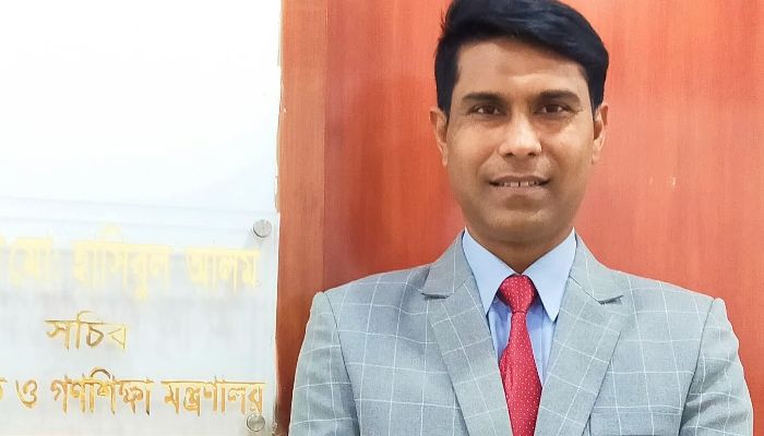 প্রাথমিকের শিক্ষক নেতা মাহবুবর রহমানকে শোকজ