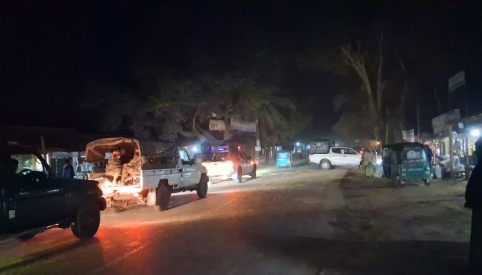 রাঙ্গুনিয়ায় নির্বাচনকালীন আইন-শৃঙ্খলা পরিস্থিতি স্বাভাবিক রাখতে টহল