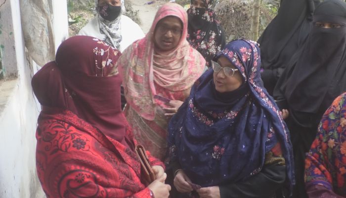 ত্রয়োদশ জাতীয় সংসদ নির্বাচনকে ঘিরে অপরাধচক্র সক্রিয়: নির্মূল ও অস্ত্র উদ্ধারের চেষ্টায় আইন শৃংখলা বাহিনী