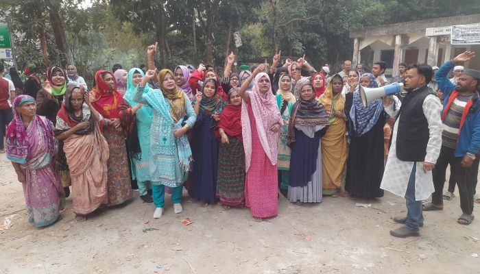 মতলব উত্তরের জহিরাবাদ ইউনিয়নে মহিলাদলের নির্বাচনী কার্যালয় উদ্বোধন