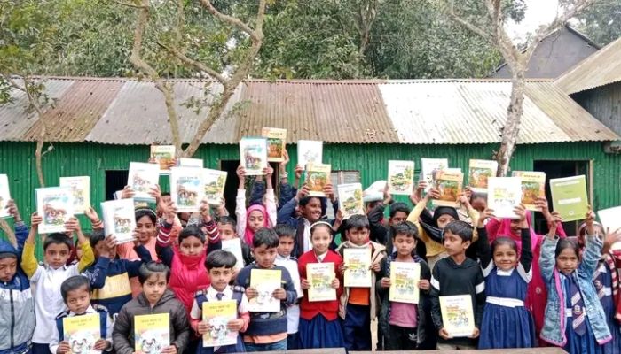 বছরের প্রথম দিনে ব্রাহ্মণবাড়িয়ায় বই উৎসব