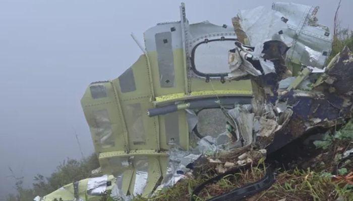 ইন্দোনেশিয়ায় বিমানের ধ্বংসাবশেষ উদ্ধার: সব আরোহী নিহতের আশঙ্কা