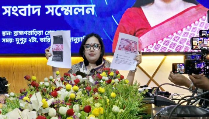 এবার উল্টো প্রশাসনের বিরুদ্ধে পক্ষপাতিত্বের অভিযোগ রুমিন ফারহানার