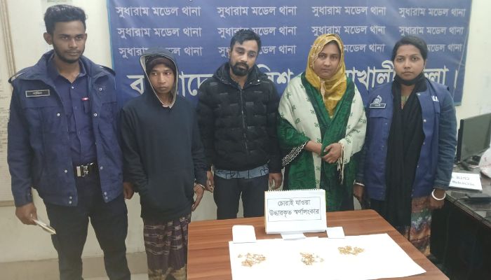 থানার পাশে সুপার মার্কেট থেকে চুরি, ৯ ভরি স্বর্ণালংকারসহ গ্রেপ্তার-৩  