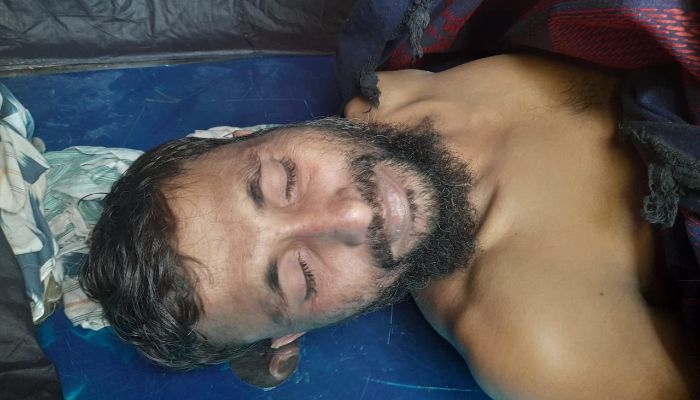 বদরগঞ্জে রেকটি ফাইট স্প্রিট খেয়ে নিহত ২, মাদক ব্যবসায়ী গ্রেফতার ১