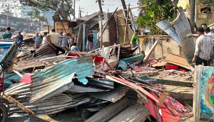 নোয়াখালীতে ৪২০ টি অবৈধ স্থাপনা উচ্ছেদ 