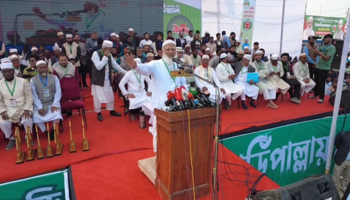 নিজেদের সৃষ্ট ফ্যাসিবাদের যন্ত্রণা এড়াতেই তারা দেশ ছেড়েছে: জামায়াত আমীর