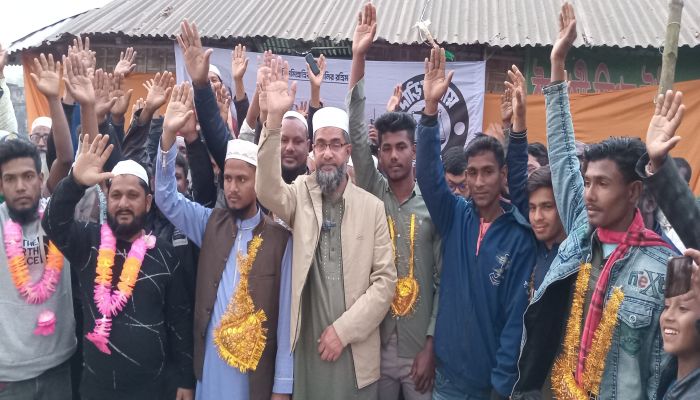  বিএনপি ও ইসলামী আন্দোলনের শতাধিক নেতাকর্মীর জামায়াতে যোগদান