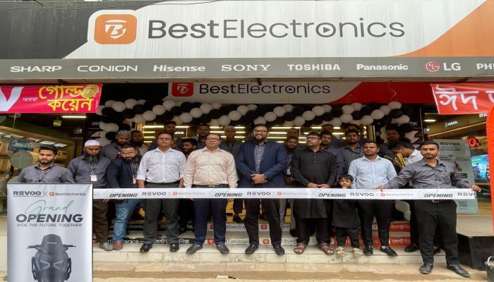 দেশজুড়ে বেস্ট ইলেকট্রনিক্সের শোরুমে মিলবে রিভোর বিদ্যুচ্চালিত বাইক