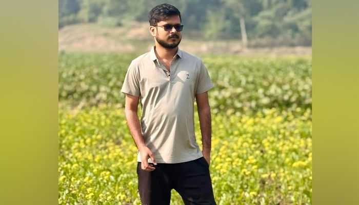 অনলাইন জুয়ার ‘হোতা’ মুকুল গ্রেপ্তার