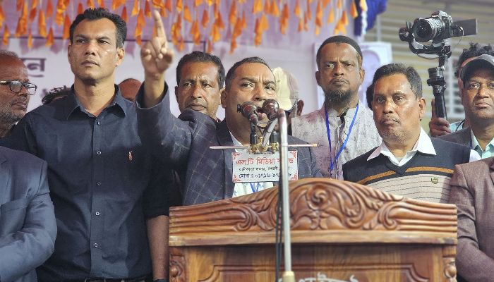 ওয়াদা করছি নির্বাচিত হলে উন্নয়নের রোল মডেল বানাবো: জাকারিয়া পিন্টু