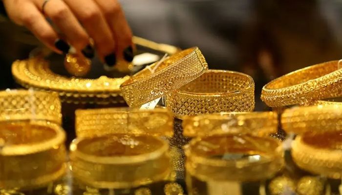 বড় পতনের পর আজ থেকে নতুন দামে স্বর্ণ বিক্রি শুরু