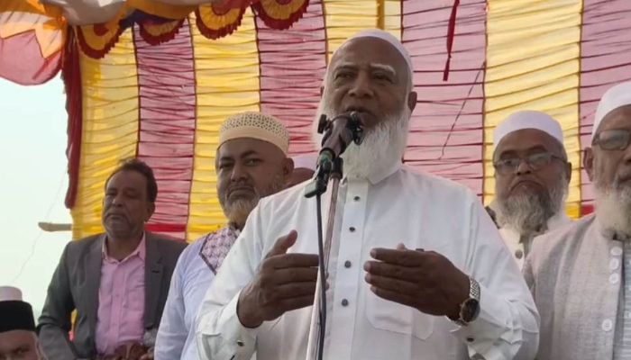 কৃষককে অসম্মান করা মানে বাবাকে অপমান করা: ডা. শফিকুর