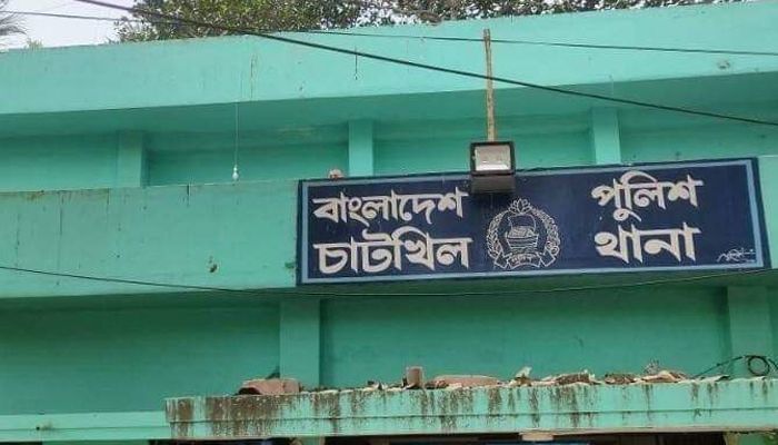 নোয়াখালীতে গৃহবধুকে ধর্ষণের অভিযোগে এক যুবক গ্রেপ্তার