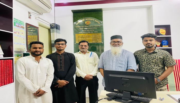 নিরাপদ সড়ক নিশ্চিতকরণ ও সড়কে শৃঙ্খলা ফিরিয়ে আনার লক্ষ্যে জামালপুরে নিরাপদ সড়ক আন্দোলনের মতবিনিময়