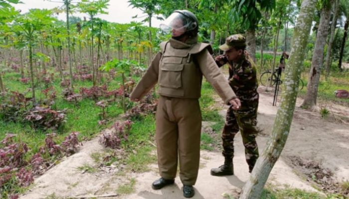 চুয়াডাঙ্গায় পুঁতে রাখা ৭ মাইন নিষ্ক্রিয়