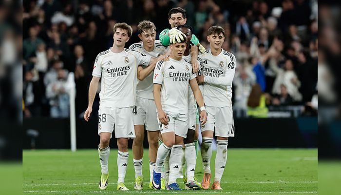 গুলেরের ৬৮ মিটার দূরের অসাধারণ গোল, বার্সার সঙ্গে ব্যবধান কমাল রিয়াল