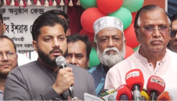 মানুষের সেবায় বিএনপির সকল নেতাকর্মী এক হয়ে কাজ করবে: ইশরাক হোসেন