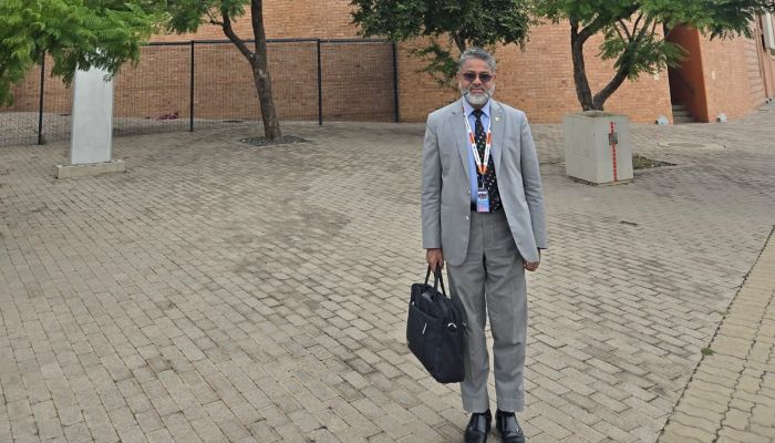 দক্ষিণ আফ্রিকায় ভিজিটিং প্রফেসর হিসেবে ইস্টার্ন ইউনিভার্সিটির উপাচার্য