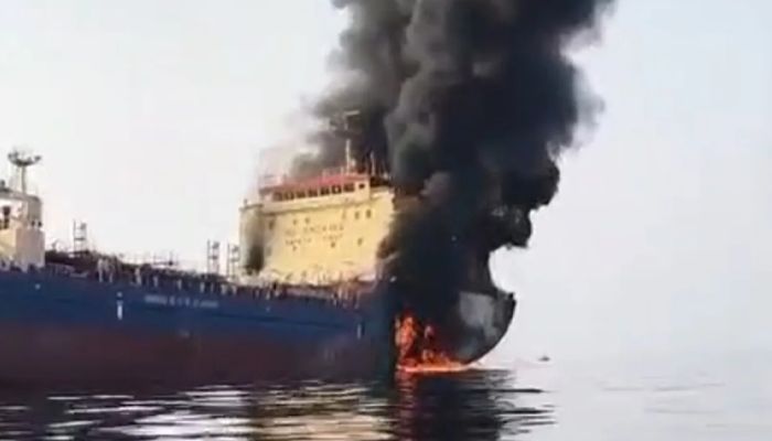 আরব আমিরাত উপকূলে জাহাজে বিস্ফোরণ, ইরানে ব্যাপক হামলা