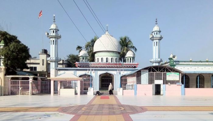 সৌদি আরবের সঙ্গে মিল রেখে শরীয়তপুরের ৩০ গ্রামে ঈদ আজ