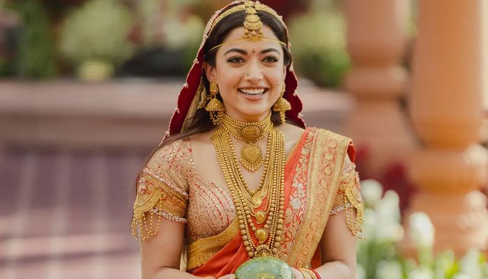 বিয়েতে কত কেজি সোনার গহনা পরেছিলেন রাশমিকা?