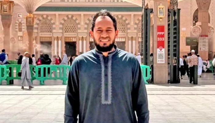 বিশেষ ব্যবস্থায় সৌদি আরব থেকে ফিরছেন মুশফিক