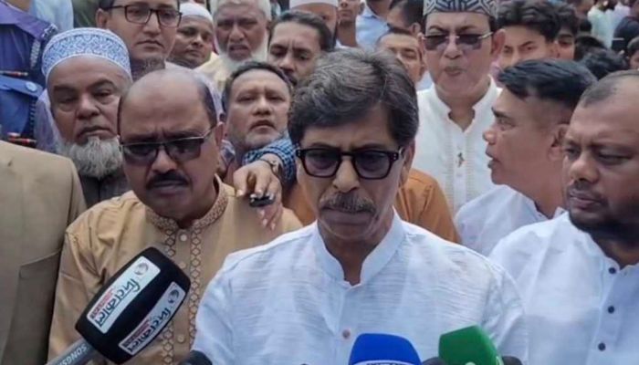 রেলক্রসিংয়ে স্বয়ংক্রিয় সিগন্যাল বসানো হবে: কৃষিমন্ত্রী