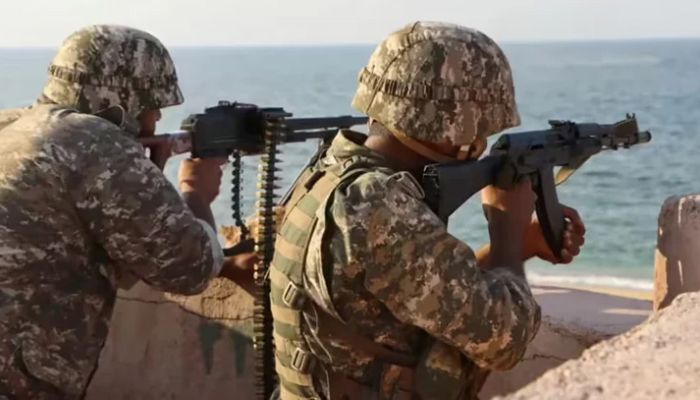 হরমুজ প্রণালীতে মার্কিন বাহিনীর জন্য ‘অপেক্ষা’ করছে ইরানের রেভোল্যুশনারি গার্ড