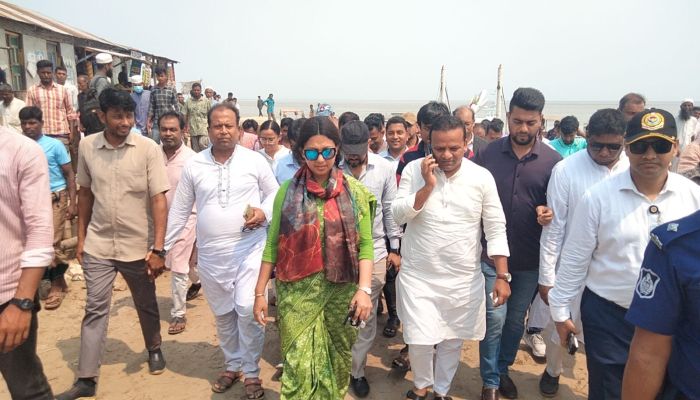 আগামী ইদুল আজহার আগেই বাড়ছে ফেরি, হাতিয়ার যোগাযোগ ব্যবস্থায় বড় পরিবর্তনের আভাস