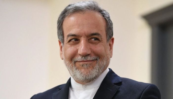 পাকিস্তানে পৌঁছেছেন ইরানের পররাষ্ট্রমন্ত্রী