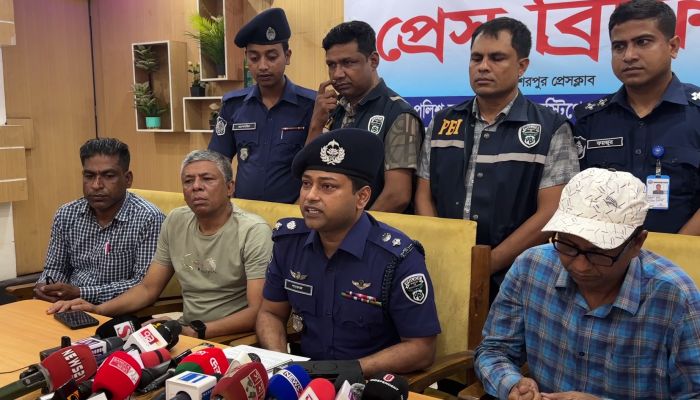 শেরপুরে ৪৮ ঘণ্টায় ডলি আক্তার হত্যা রহস্য উদঘাটন