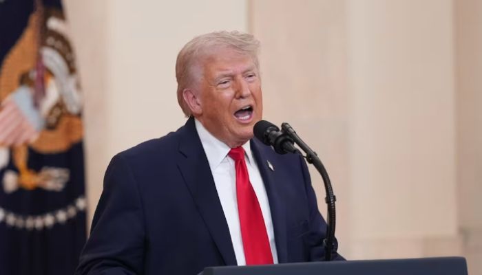 চুক্তিতে রাজি না হলে পুরো ইরান উড়িয়ে দেওয়ার হুমকি ট্রাম্পের