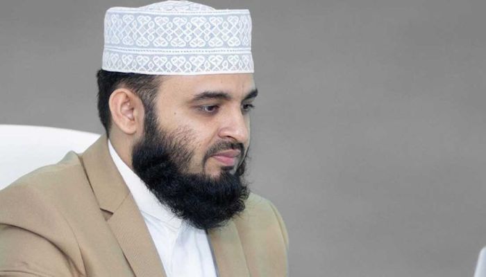 অস্ট্রেলিয়া ভিসা বাতিলের খবর নিয়ে মুখ খুললেন আজহারি