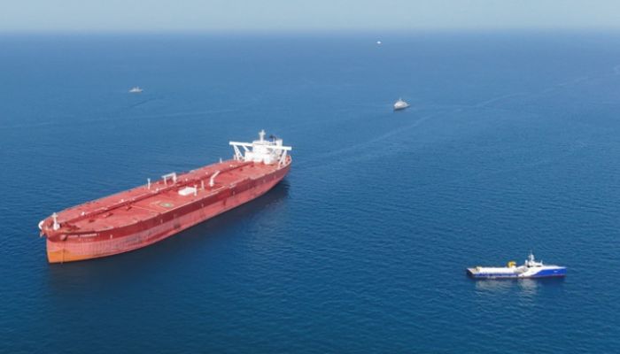 আবার হরমুজ প্রণালি বন্ধ করলো ইরান 