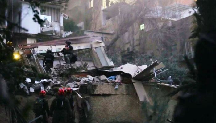 ইসরায়েলে ক্ষেপণাস্ত্র হামলায় বিধ্বস্ত ভবন থেকে ২ জনের মরদেহ উদ্ধার