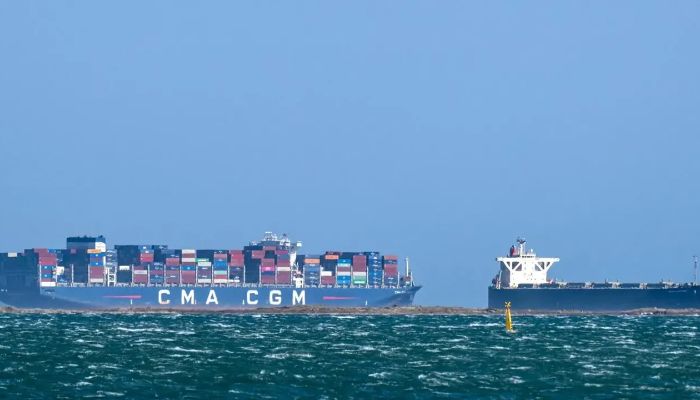 যুক্তরাষ্ট্রের অবরোধ চললে হরমুজ খোলা থাকবে না : ইরান