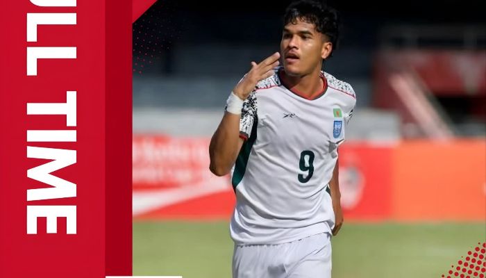 সিরাজগঞ্জের মানিকের জয়সূচক গোলে ফাইনালে বাংলাদেশ