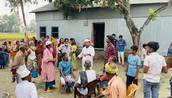 ধান কাটতে গিয়ে বজ্রপাতে প্রাণ গেল জাতীয় ছাত্রশক্তির নেতা মজনু মিয়ার