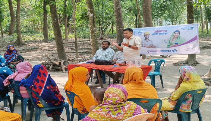 আর্থিক সচেতনতা বাড়াতে চার জেলায় ব্র্যাক ব্যাংকের ‘উঠান বৈঠক’ আয়োজন
