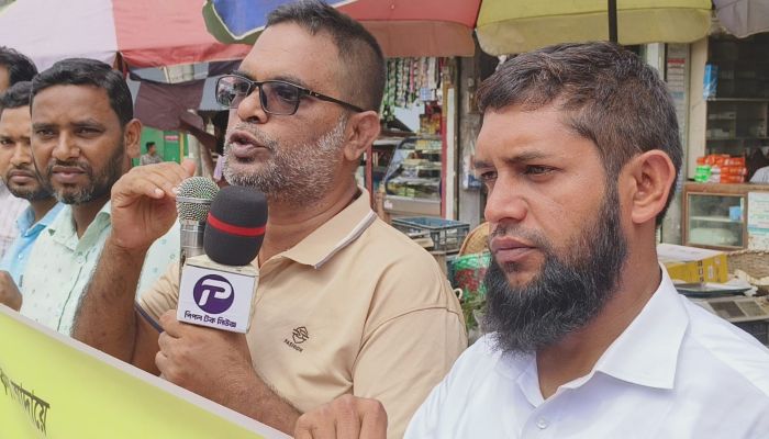 সাংবাদিক, প্রশাসন ও সেনাবাহিনীকে নিয়ে কুরুচিপূর্ণ মন্তব্য: মাটিরাঙায় তীব্র ক্ষোভ