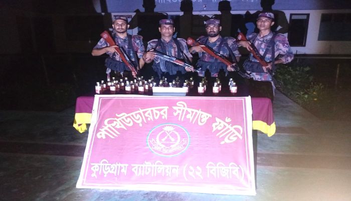 কুড়িগ্রাম সীমান্তে বিজিবির কড়া নজরদারি, এক মাসে ১ কোটি ৭১ লাখ টাকার ভারতীয় পণ্য ও মাদক জব্দ