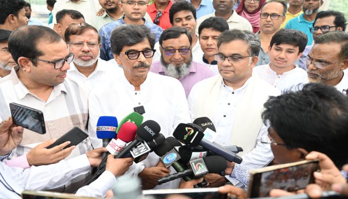 মিঠাপানির মাছ উৎপাদনে বিশ্ববিদ্যালয় লেক হতে পারে নতুন দৃষ্টান্ত: মৎস্য ও প্রাণিসম্পদ মন্ত্রী  