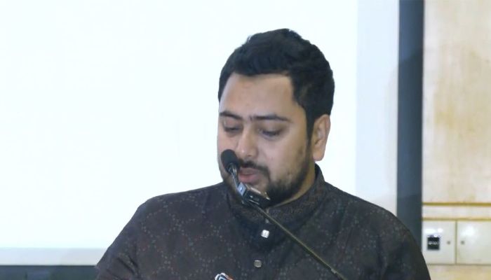 জুলাই সনদ নিয়ে ছলচাতুরী করছে সরকার, দাবি নাহিদ ইসলামের