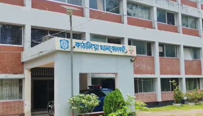 ঝালকাঠির কাঠালিয়ায় চুরির অভিযোগে গণপিটুনিতে এক ব্যক্তির মৃত্যু
